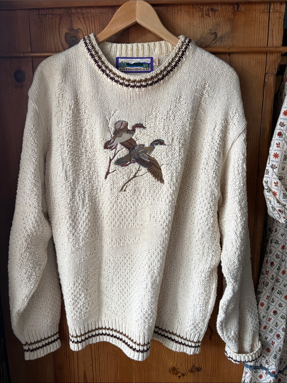 American Vintage Cream Crewneck Sweater with Embroidered Ducks